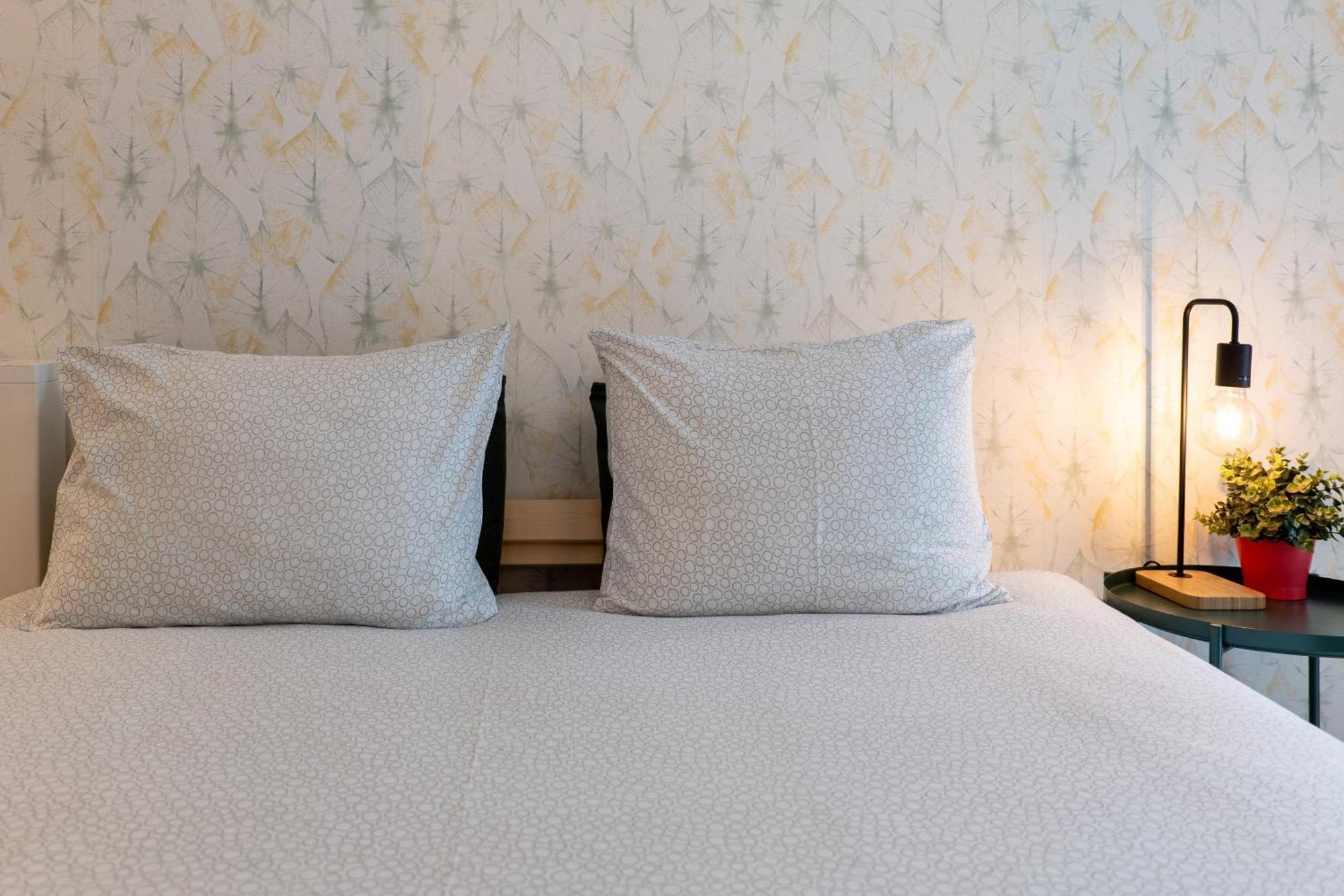Renovated Feb25 Clerigos Cozy Balcony With Self Check In Apartman Porto Kültér fotó